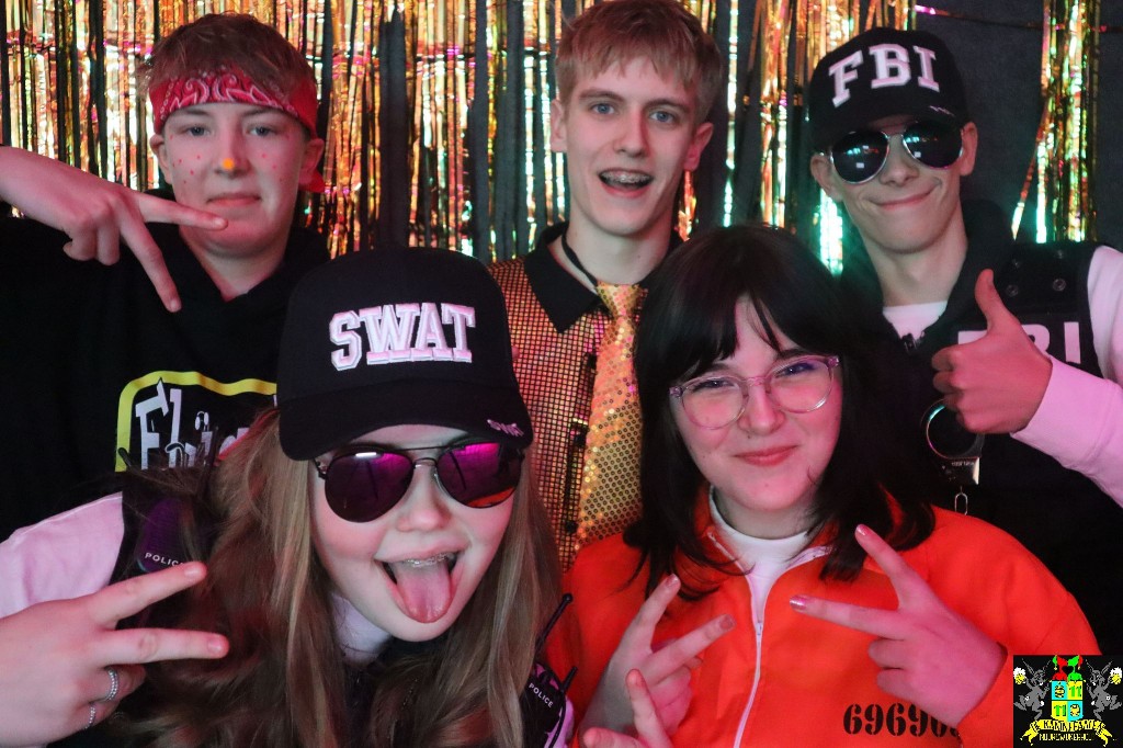 ../Images/Jeugd Opwarmbal Photobooth 317.jpg